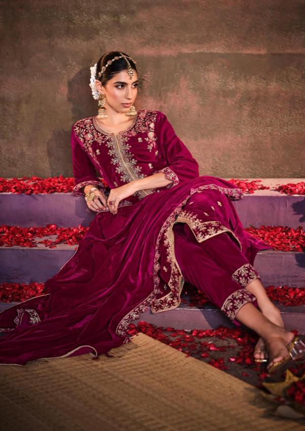 Gull Jee Nirva Velevt Designer Embroidery Pakistani Salwar Kameez